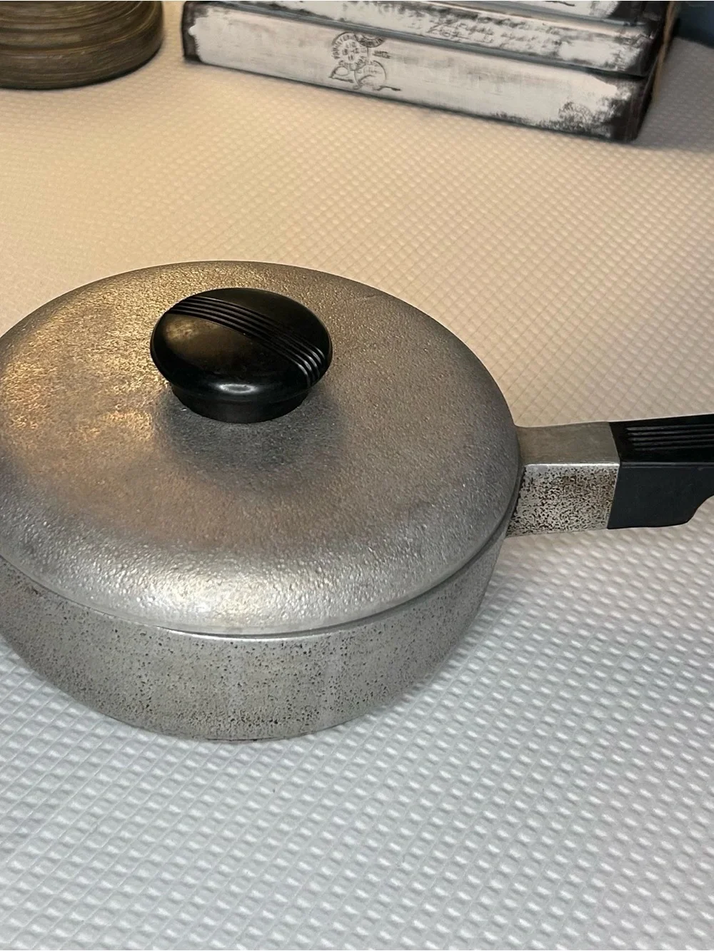 Vintage Hawthorn 1 quart saucepan with matching lid